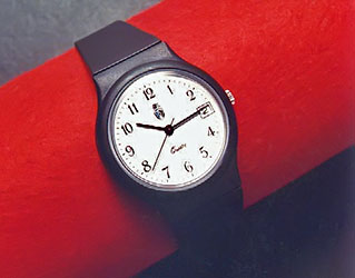 photo d'une montre avec logo de la gendarmerie